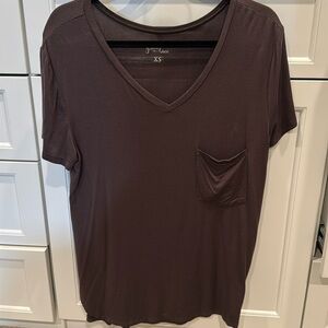 Grace and Lace perfect fit Pocket v-neck tee.